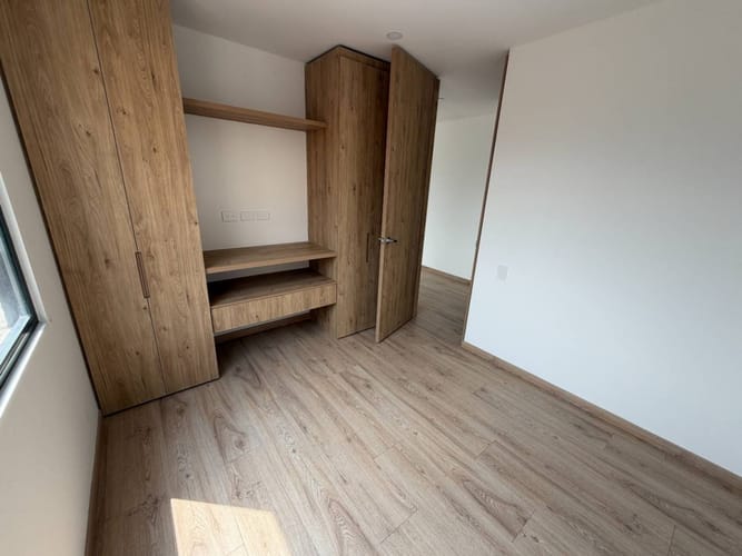 Apartamento de 2 alcobas en venta en Chico Norte, Bogotá, 68 m² · foto 6 de 19