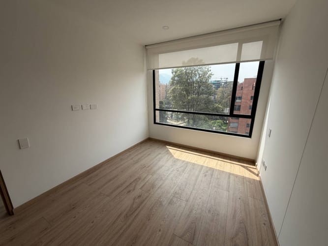 Apartamento de 2 alcobas en venta en Chico Norte, Bogotá, 68 m² · foto 14 de 19