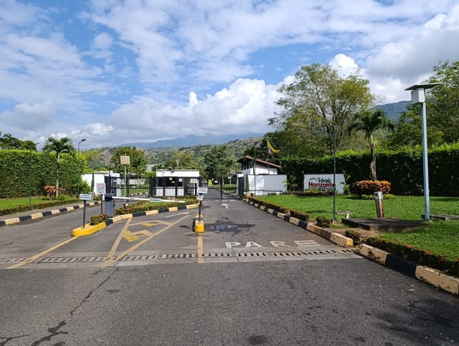 Lote en venta en Alfaguara, Jamundí, 1623 m² · foto 2 de 20