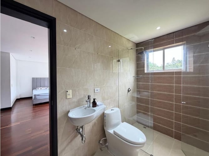 Casa de 4 alcobas en venta en Pantanillo, El Retiro, 830 m² · foto 9 de 24