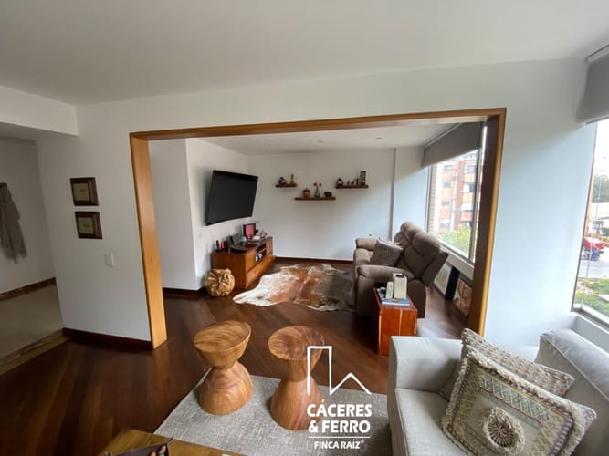 Apartamento en venta en Santa Barbara, Bogotá · foto 3 de 23