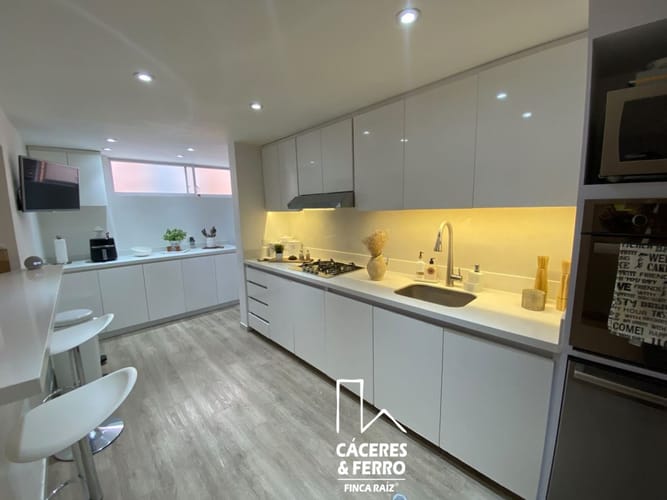 Apartamento en venta en Santa Barbara, Bogotá · foto 8 de 23