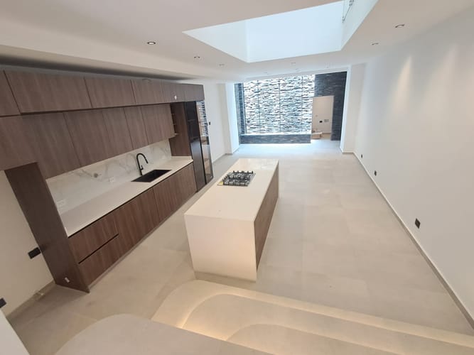 Apartamento de 2 alcobas en arriendo en Los Balsos, Medellín, 257 m² · foto 2 de 24
