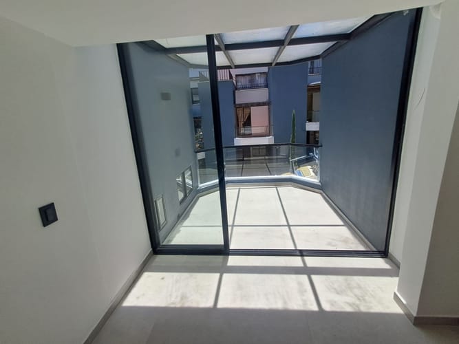 Apartamento de 2 alcobas en arriendo en Los Balsos, Medellín, 257 m² · foto 8 de 24