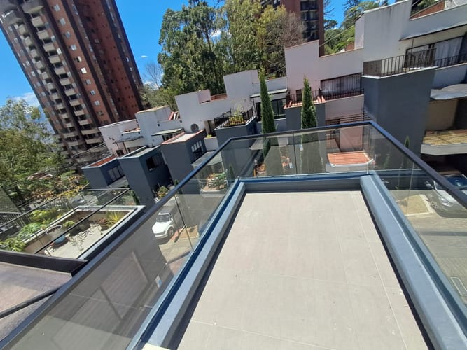 Apartamento de 2 alcobas en arriendo en Los Balsos, Medellín, 257 m² · foto 24 de 24