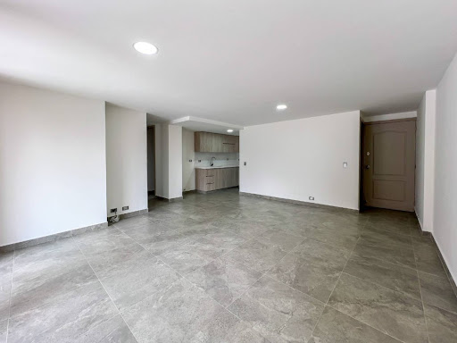 Apartamento en Arriendo en Loma del Escobero, Envigado