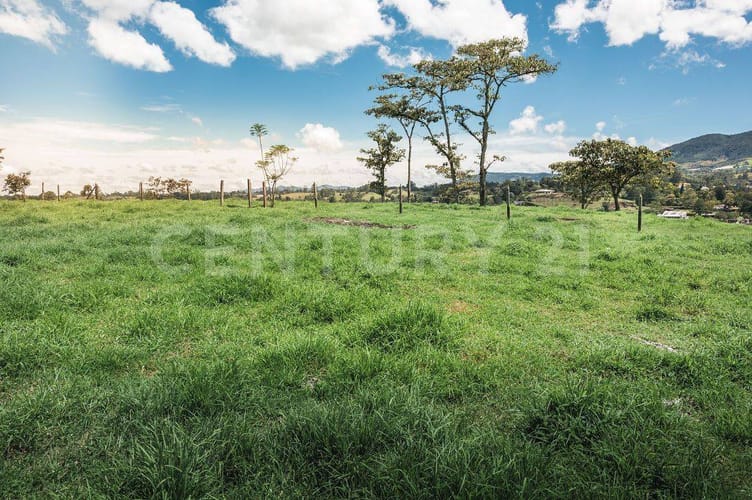 Lote en venta en La Ceja, 1664 m² · foto 10 de 19
