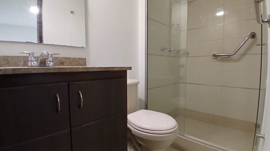 Apartamento de 3 alcobas en arriendo en Ciudad Del Río, Medellín, 90 m² · foto 13 de 15