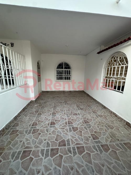 Casa de 3 alcobas en arriendo en Guaymaral, Cúcuta, 70 m² · foto 2 de 11