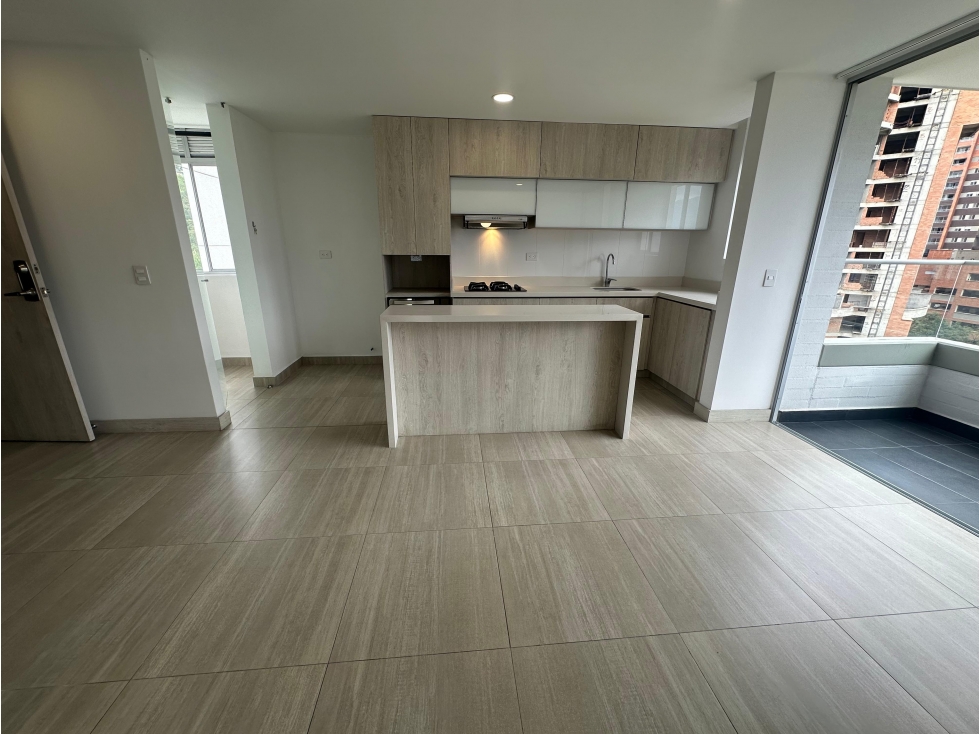 Apartamento en Arriendo en El Carmelo II, Sabaneta