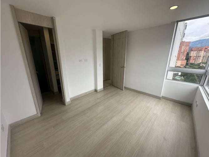Apartamento de 3 alcobas en arriendo en El Carmelo Ii, Sabaneta, 86 m² · foto 15 de 24