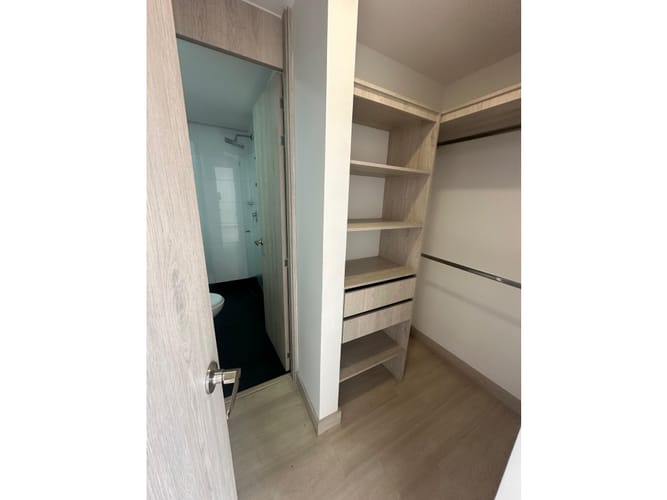 Apartamento de 3 alcobas en arriendo en El Carmelo Ii, Sabaneta, 86 m² · foto 18 de 24