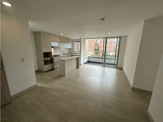 Apartamento de 3 alcobas en arriendo en El Carmelo Ii, Sabaneta, 86 m² · foto 24 de 24