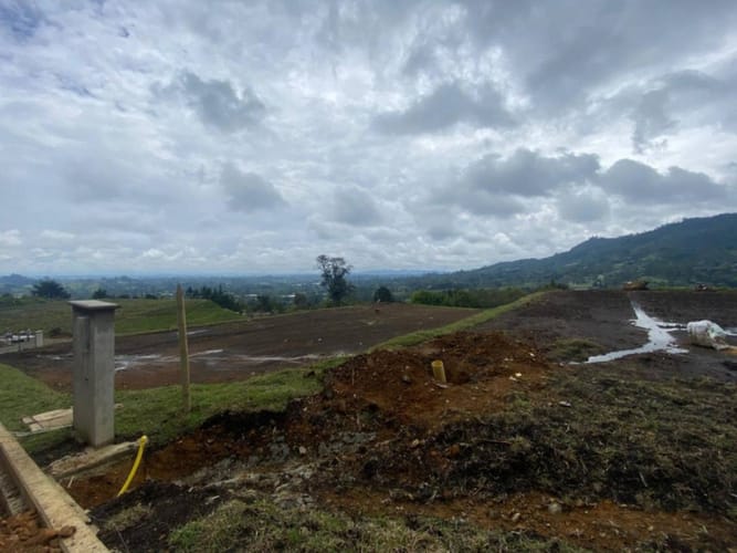Lote en venta en Pontezuela, Rionegro, 1200 m² · foto 4 de 10