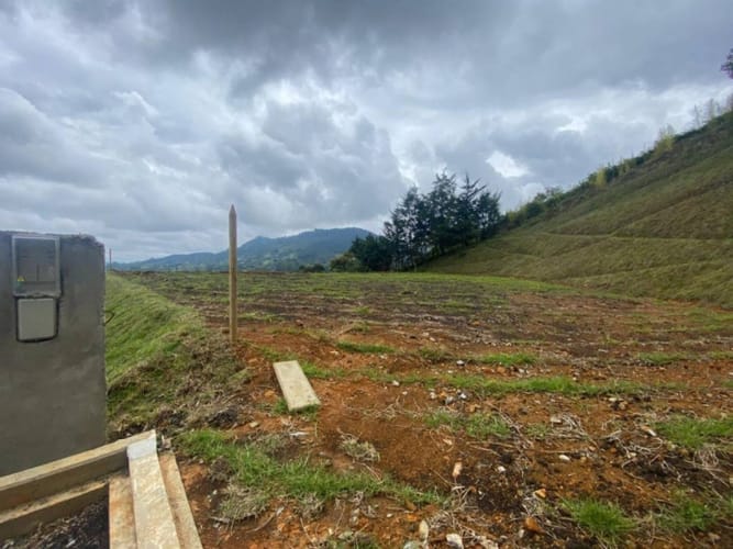 Lote en venta en Pontezuela, Rionegro, 1200 m² · foto 5 de 10