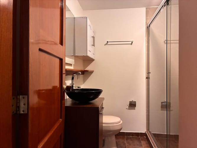 Apartamento de 2 alcobas en venta en Los Rosales, Bogotá, 55 m² · foto 13 de 19