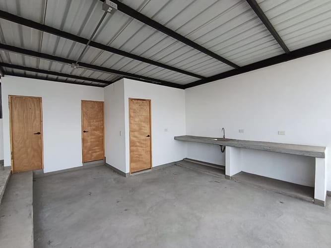 Local en arriendo en Caribe, Medellín, 110 m² · foto 7 de 16