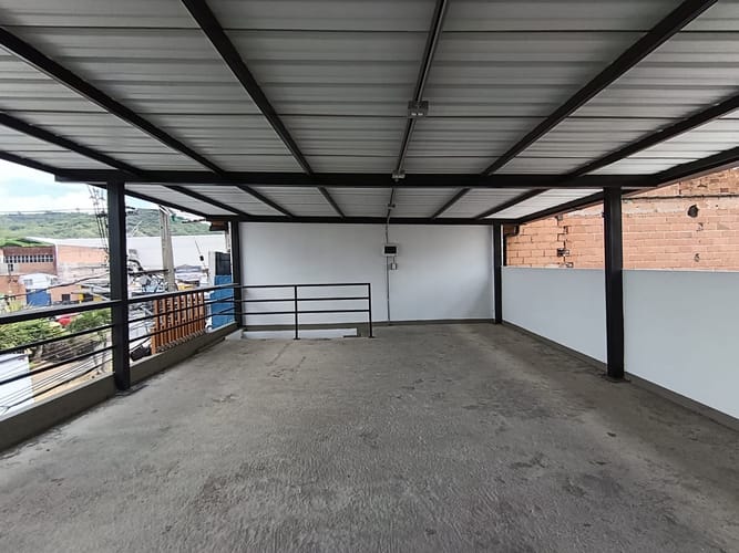 Local en arriendo en Caribe, Medellín, 110 m² · foto 12 de 16