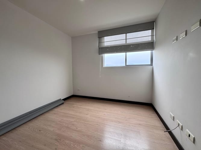 Apartamento de 3 alcobas en arriendo en Loma Del Escobero, Envigado, 115 m² · foto 10 de 18