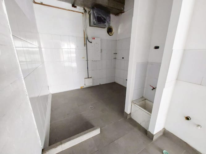 Local en arriendo en El Poblado, Medellín, 82 m² · foto 5 de 9