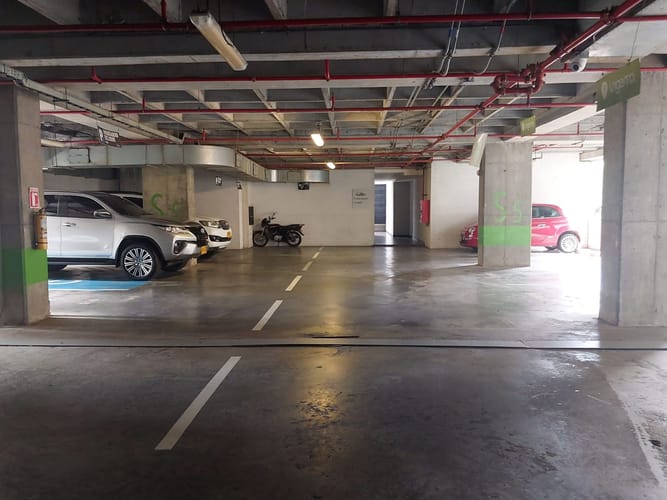 Local en arriendo en El Poblado, Medellín, 82 m² · foto 6 de 9