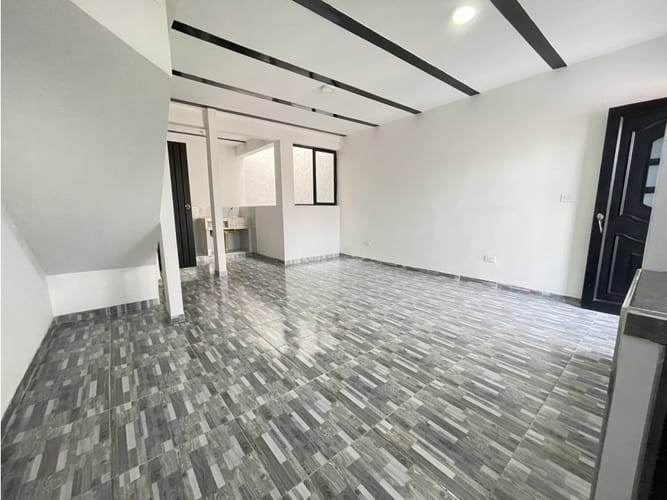 Edificio en venta en Villa Del Prado, Cali, 100 m² · foto 2 de 13