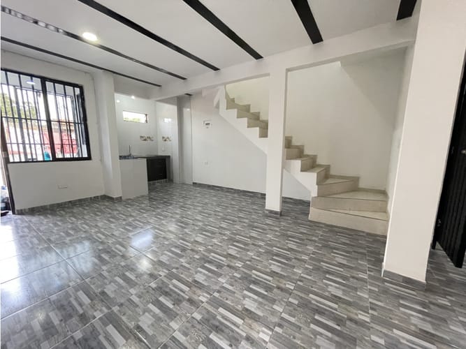 Edificio en venta en Villa Del Prado, Cali, 100 m² · foto 3 de 13
