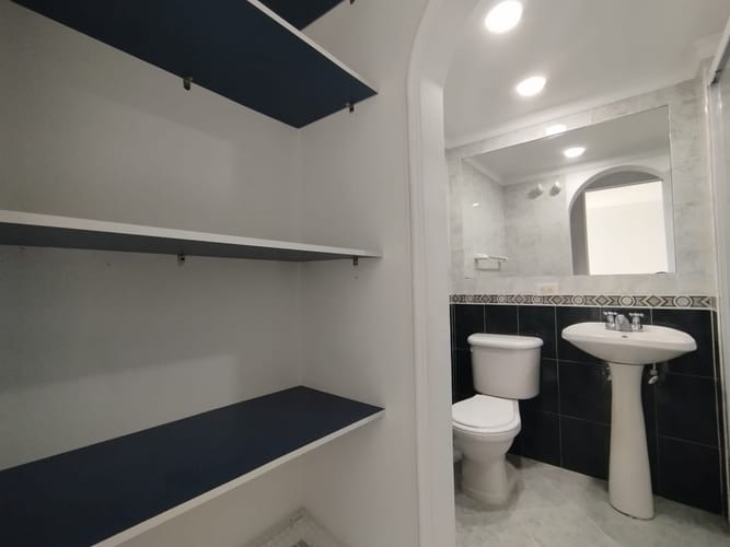 Apartamento de 3 alcobas en arriendo en El Poblado, Medellín, 62 m² · foto 5 de 20