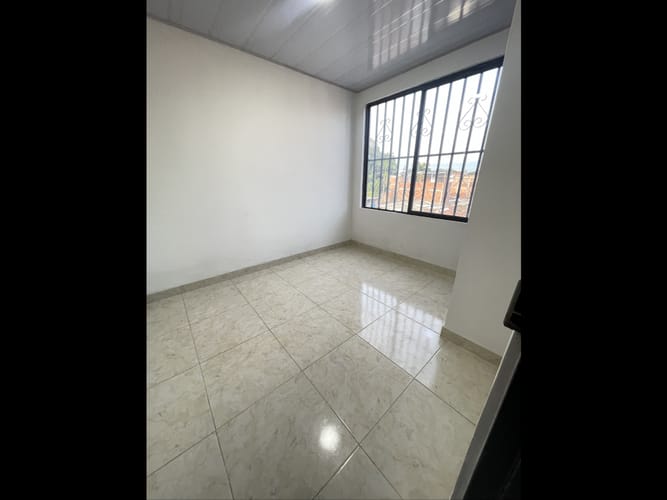 Edificio en venta en Villa Del Prado, Cali, 100 m² · foto 7 de 13