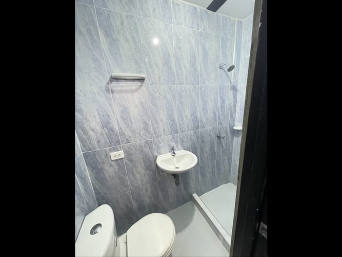 Edificio en venta en Villa Del Prado, Cali, 100 m² · foto 11 de 13