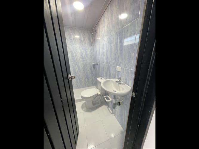 Edificio en venta en Villa Del Prado, Cali, 100 m² · foto 12 de 13