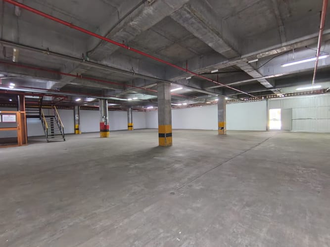 Bodega en arriendo en La Tablaza, La Estrella · foto 2 de 20