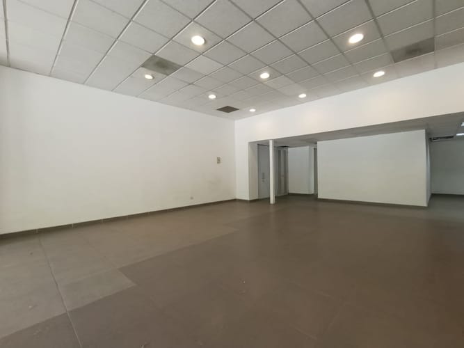 Local en arriendo en Laureles, Medellín, 175 m² · foto 2 de 20