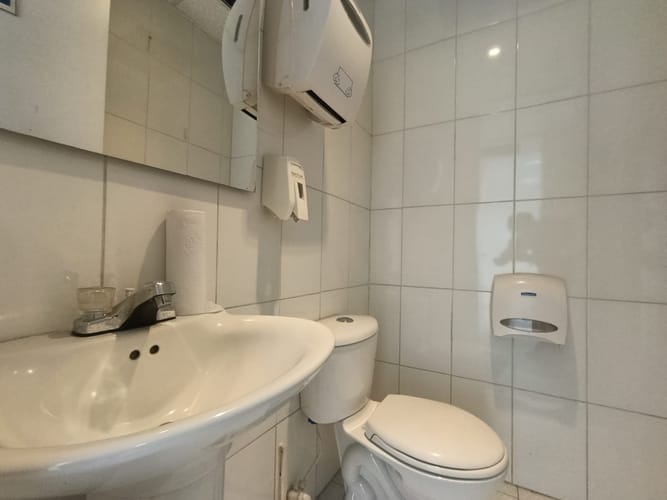 Local en arriendo en Laureles, Medellín, 175 m² · foto 15 de 20