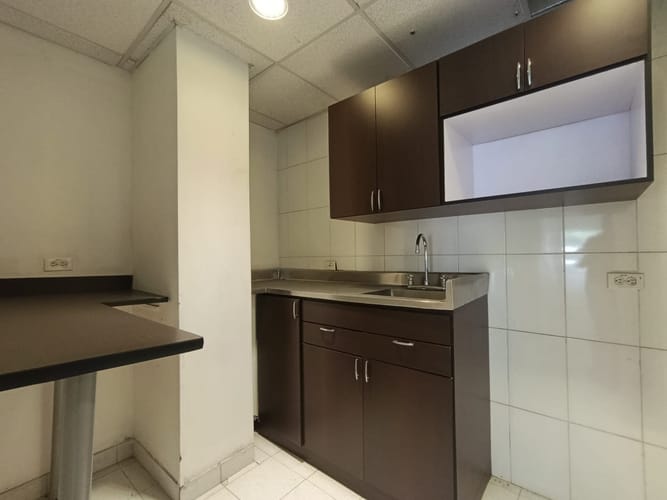 Local en arriendo en Laureles, Medellín, 175 m² · foto 18 de 20