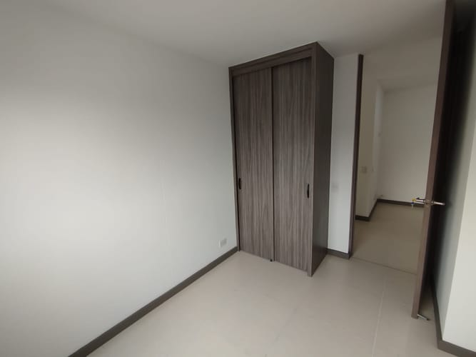 Apartamento de 2 alcobas en arriendo en Las Lomitas, Sabaneta, 78 m² · foto 3 de 20