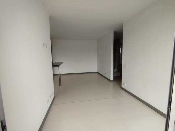 Apartamento de 2 alcobas en arriendo en Las Lomitas, Sabaneta, 78 m² · foto 8 de 20