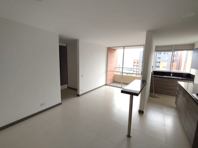 Apartamento de 2 alcobas en arriendo en Las Lomitas, Sabaneta, 78 m² · foto 10 de 20