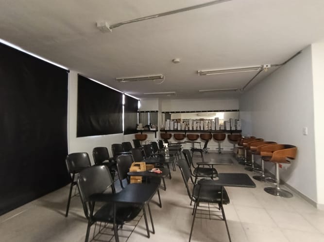 Local en arriendo en La Candelaria, Medellín, 1000 m² · foto 13 de 19