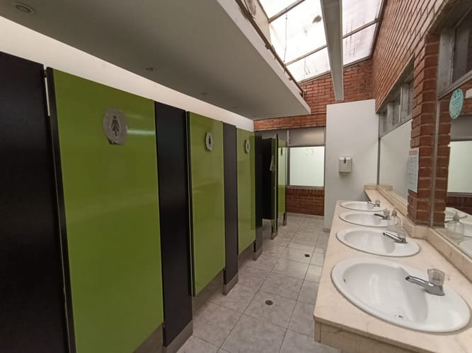 Local en arriendo en La Candelaria, Medellín, 1000 m² · foto 19 de 19