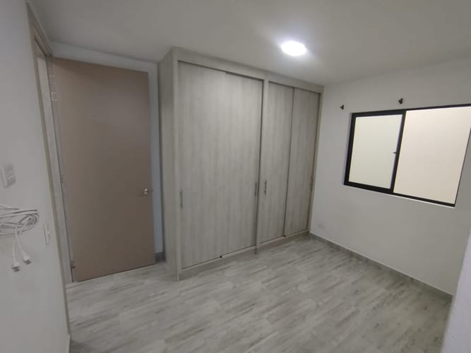 Apartamento de 3 alcobas en arriendo en Belén, Medellín, 93 m² · foto 2 de 18