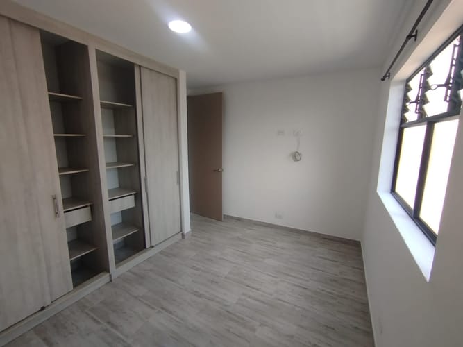 Apartamento de 3 alcobas en arriendo en Belén, Medellín, 93 m² · foto 4 de 18