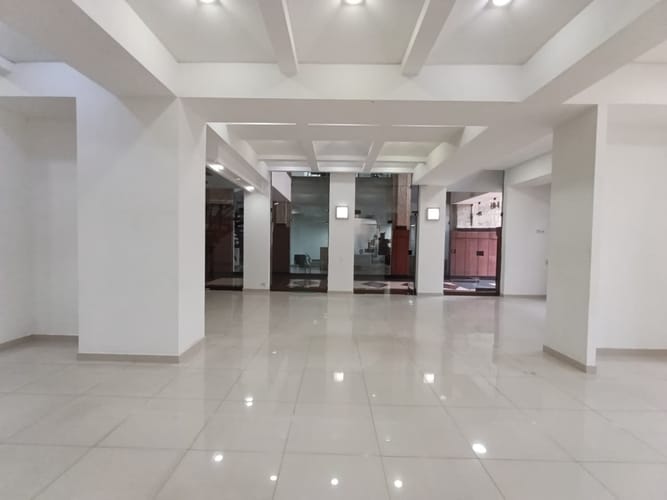 Local en arriendo en El Poblado, Medellín, 260 m² · foto 3 de 20