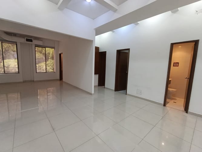 Local en arriendo en El Poblado, Medellín, 260 m² · foto 5 de 20