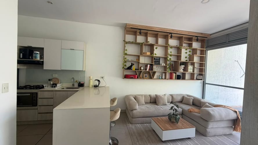 Apartaestudio en arriendo en Belén, Medellín, 68 m² · foto 6 de 19