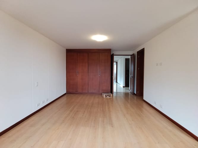 Apartamento de 3 alcobas en arriendo en El Poblado, Medellín, 170 m² · foto 16 de 20