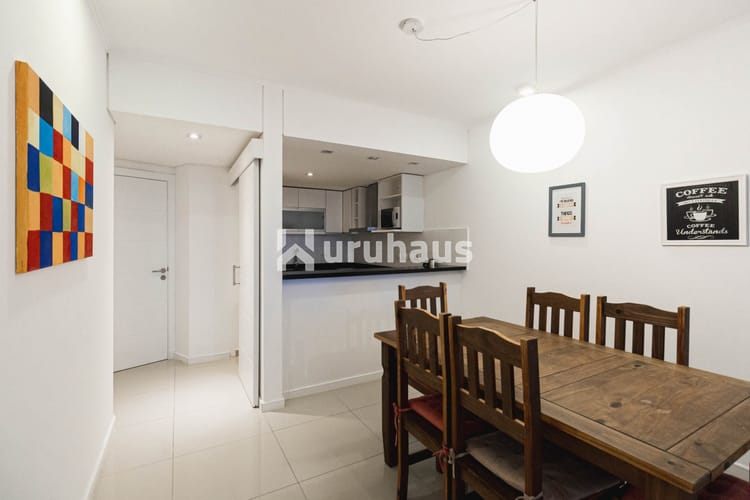 ALQUILER APARTAMENTO DOS DORMITORIOS PUNTA DEL ESTE EDIFICIO WIND TOWER · Foto 3