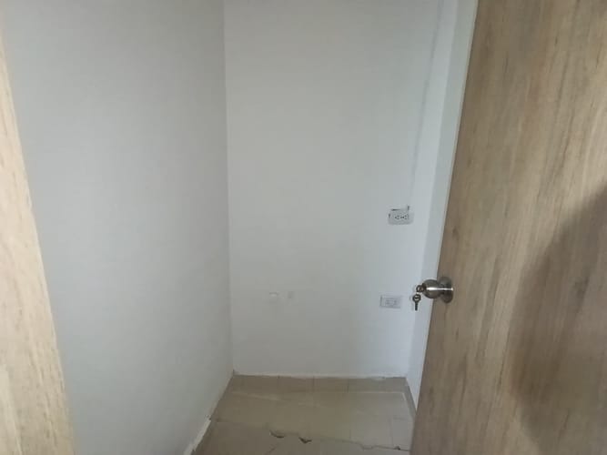 Oficina en arriendo en Cristo Rey, Medellín, 96 m² · foto 14 de 16