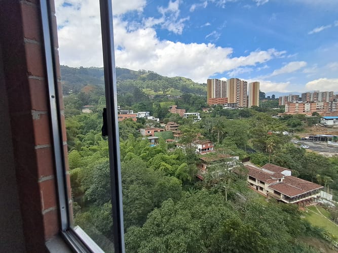 Apartamento de 3 alcobas en arriendo en El Salado, Envigado, 52 m² · foto 20 de 20