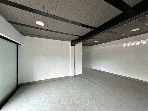 Local en arriendo en Caribe, Medellín, 36 m² · foto 3 de 10